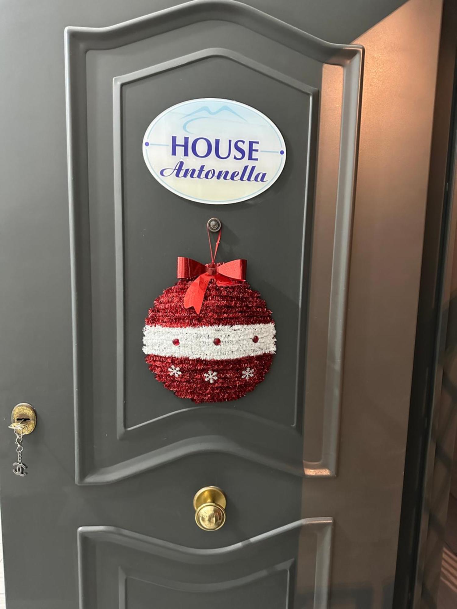 شقة House Antonella نابولي المظهر الخارجي الصورة